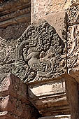 Banteay Srei temple - second enclosure, portico of the east gopura 